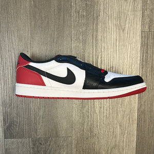 Jordan 1 Low Retro Black Toe