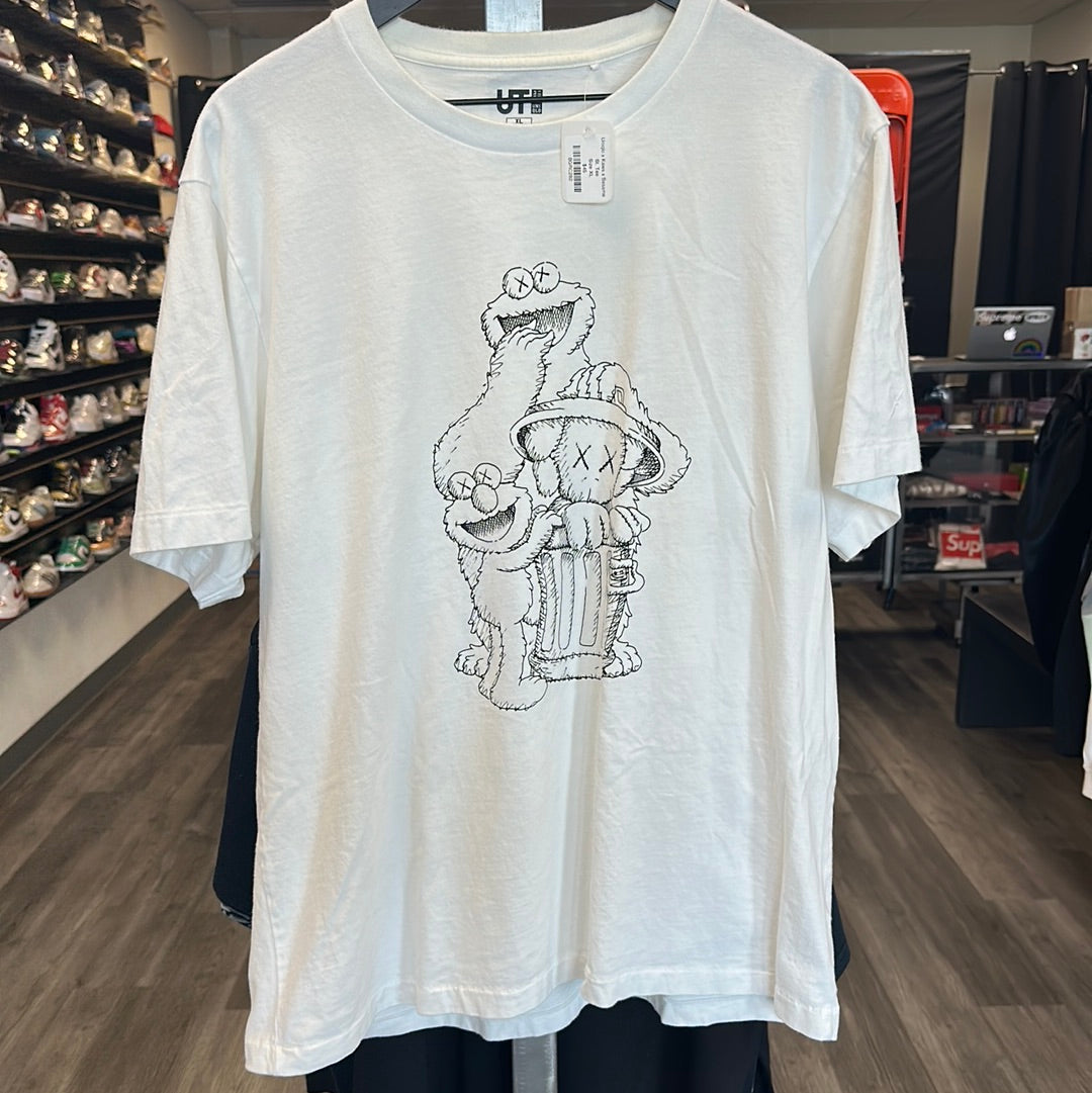 Uniqlo x Kaws x Sesame Street Cookie Monster & Elmo Tee