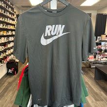 Load image into Gallery viewer, Nike Run Dri-Fit
