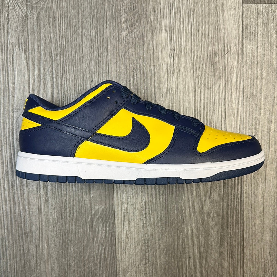 Nike Dunk Low Michigan