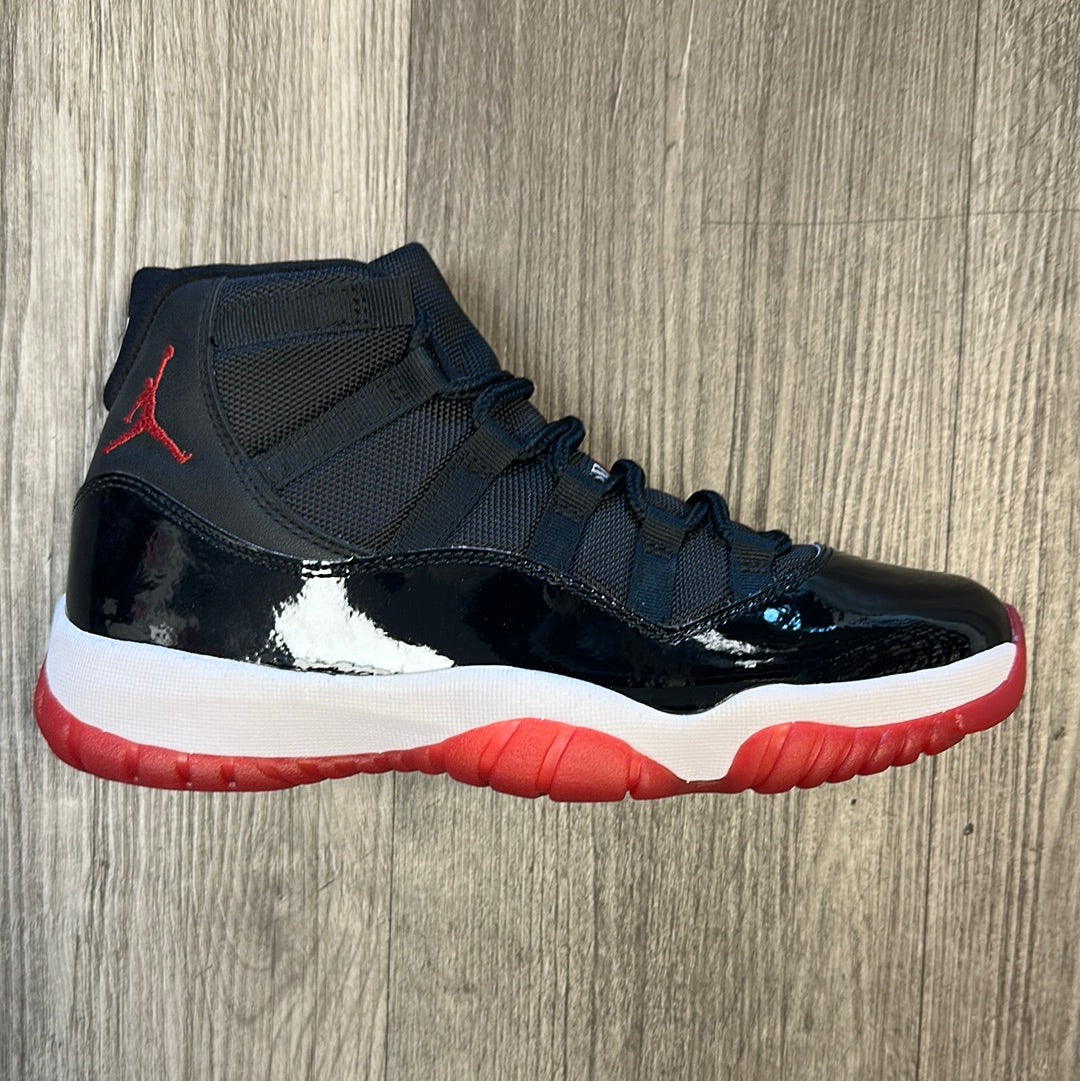 Jordan 11 Retro Playoff Bred (2019)