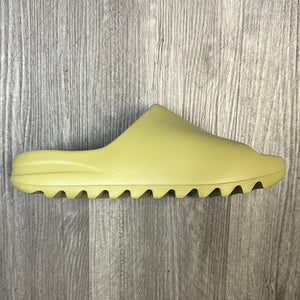 Yeezy Slide Resin