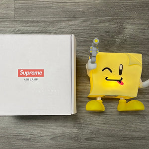 Supreme Sticky Note Molded Lamp